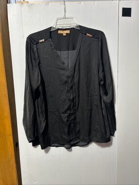 Ellen Tracy Black V-Neck Long-Sleeve Blouse with Shoulder Hardware